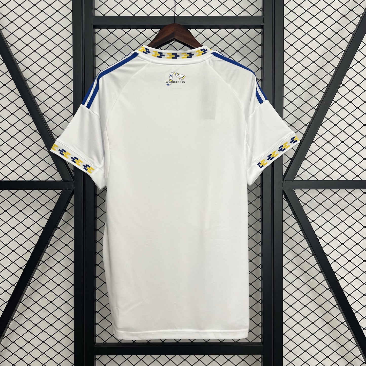 LEEDS UNITED PRIMERA EQUIPACIÓN 25/26